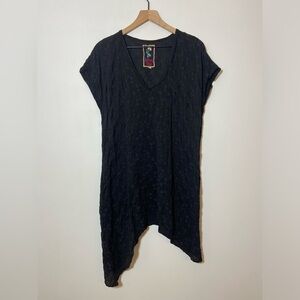 Johnny Was Embroidered Tunic long blouse Floral Black Short Sleeves top Sz Small